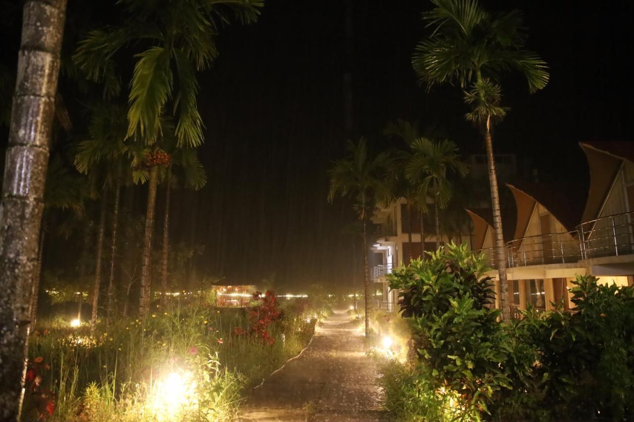 Parkresort - Organic Farm Resort Kala Pathar Beach Exterior foto